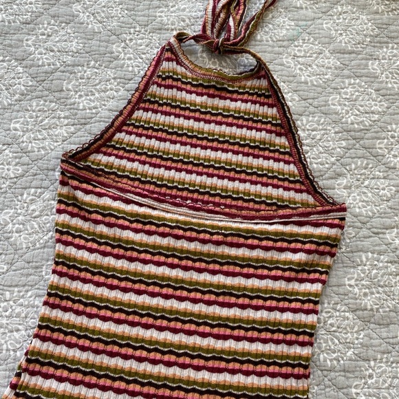 cutest stripped top! - Picture 2 of 3